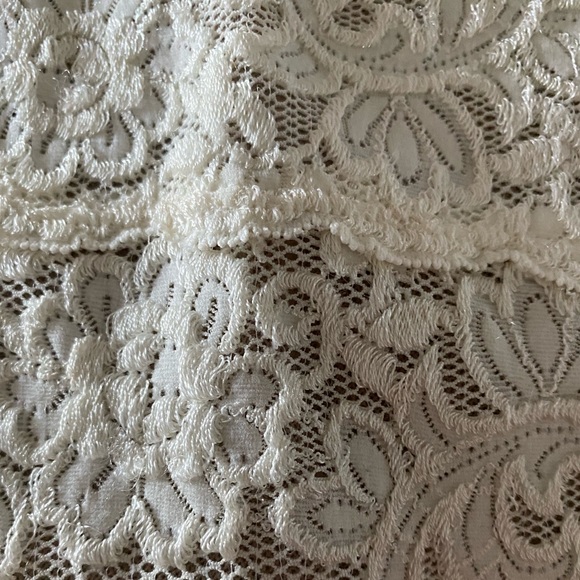 COPY - Vintage Signature Lace Three-Quarter Sleeve Top - Picture 8 of 12